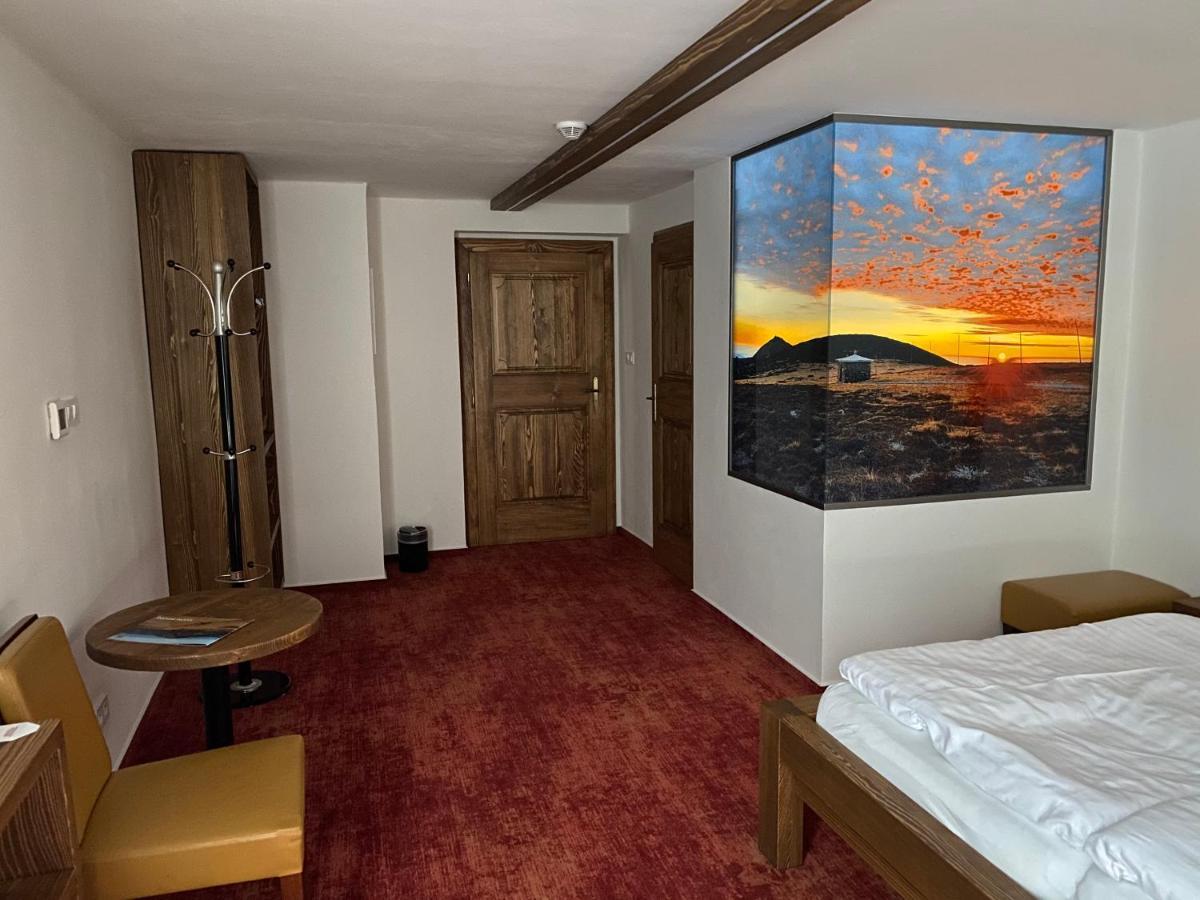 Lucni Bouda Hotel 3*